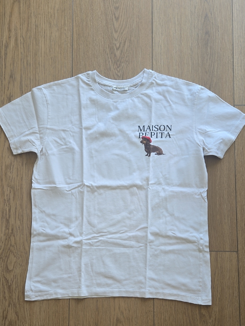 Pull&Bear White Short-Sleeve Tee with Dog Graphic